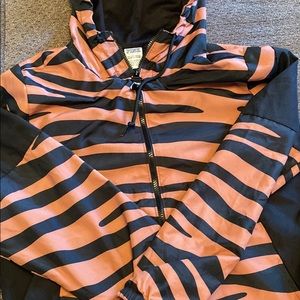 Pink light weight jacket in a x small Womens